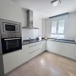 Luz De Conil Is A Modern Next To Playa Fontanilla Кониль-де-ла-Фронтера