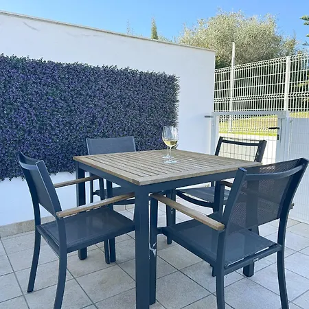 Luz De Conil Is A Modern Next To Playa Fontanilla *