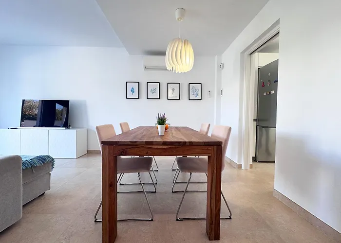 Luz De Conil Is A Modern Next To Playa Fontanilla Holiday home Conil De La Frontera