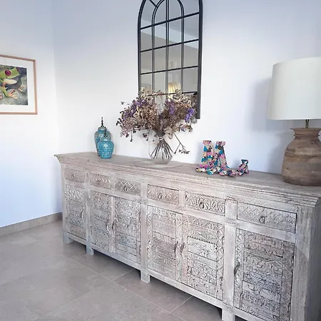 Luz De Conil Is A Modern Next To Playa Fontanilla * コニル・デ・ラ・フロンテラ