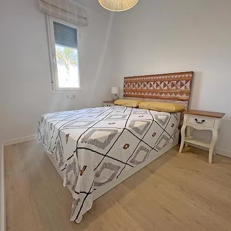 Luz De Conil Is A Modern Next To Playa Fontanilla Dom wakacyjny